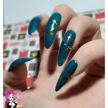 Load image into Gallery viewer, Sealed in Emerald Press On Nail Set
