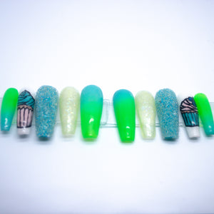 Frosty Blueberry Press On Nail Set