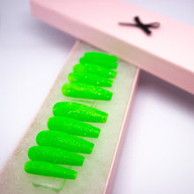 Load image into Gallery viewer, Slime Sugar Press On Nail Set
