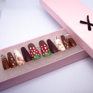 Chocolate Strawberry Press On Nail Set