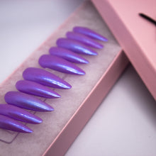 Load image into Gallery viewer, Liquid Lilac Press On Nail Set

