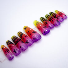 Load image into Gallery viewer, 80’s Digital Dreamscape Gel Press On Nail Set

