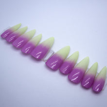 Load image into Gallery viewer, Pastel Purple Foam Press On Nail Set
