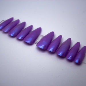 Liquid Lilac Press On Nail Set