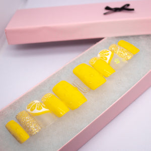 Frozen Lemonade Press On Nail Set