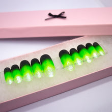 Load image into Gallery viewer, Green Ombre Confetti Press On Nails Set
