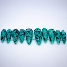 Load image into Gallery viewer, Blue Spilt Ink Press On Nail Set
