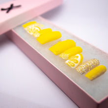 Load image into Gallery viewer, Frozen Lemonade Press On Nail Set
