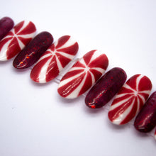 Load image into Gallery viewer, Peppermint Swirl Press On Nail Set
