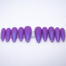 Load image into Gallery viewer, Liquid Lilac Press On Nail Set
