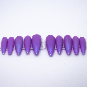 Liquid Lilac Press On Nail Set
