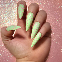 Load image into Gallery viewer, Seafoam Daze Press On Nail Set
